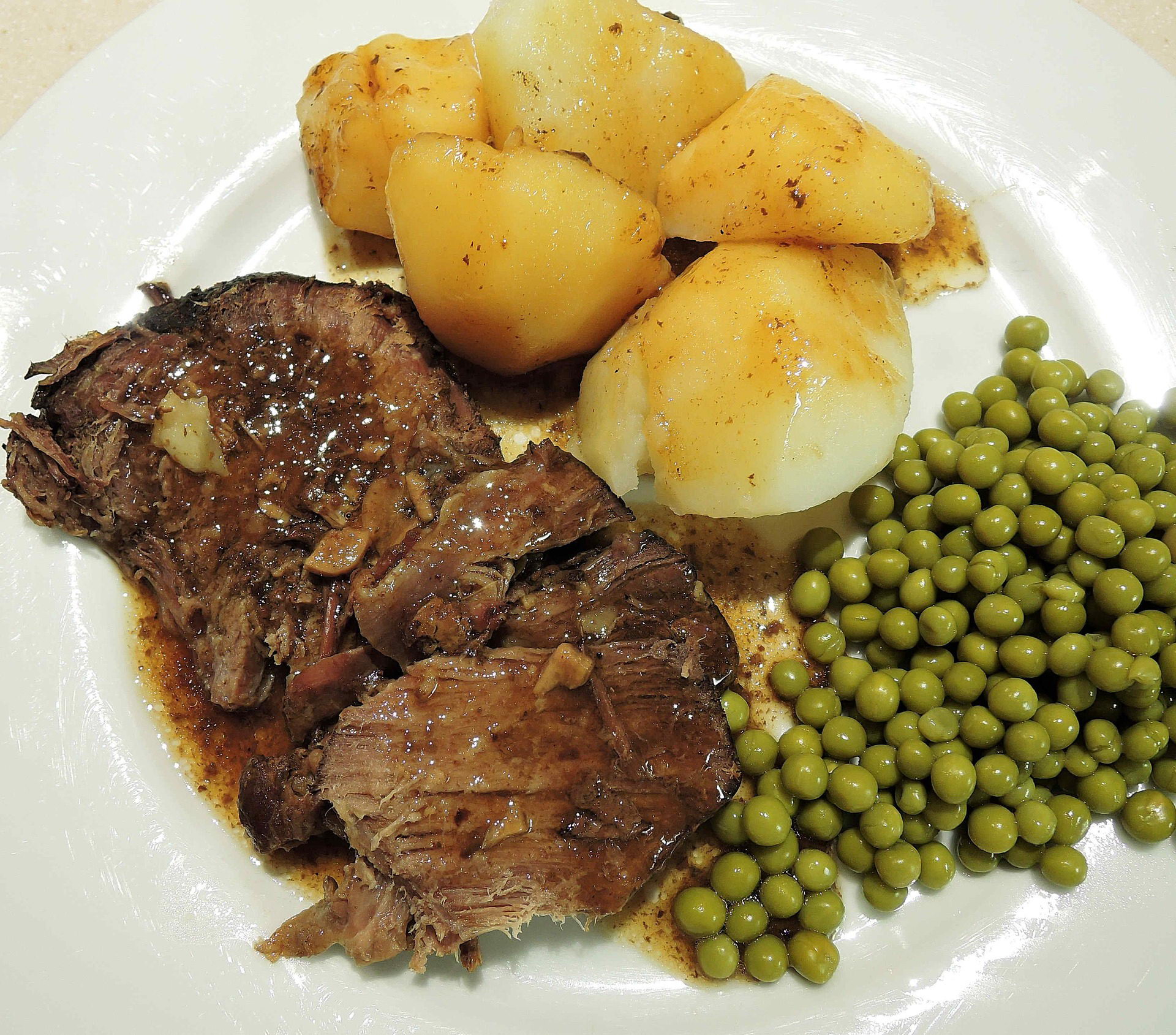 Rinderbraten In Rotwein Spekulatius Sosse Schmorbraten Rezept Deluxe